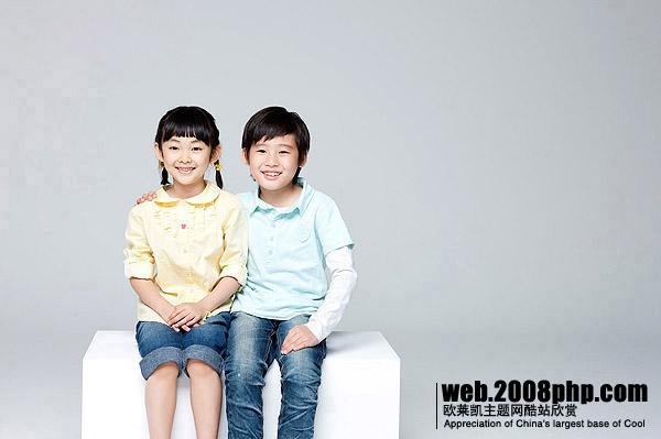 〓 韩国09最新温馨中小学学生网页素材图片欣