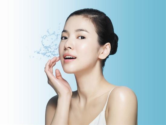〓 2010年宋惠乔Laneige代言的美容产品广告
