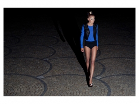 法国Dark Blue时尚妩媚美诱高瘦女人摄影