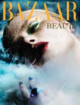 欧美Harper Bazaar Beauty Story美诱女人惊艳游泳池艺术摄影