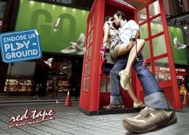 美国Red Tape：创意鞋子广告--挡不住的激情拥抱