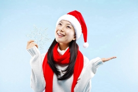 韩国漂亮女人喜庆圣诞摄影图