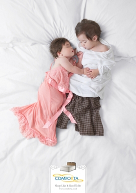 国外Comforta儿童宝宝睡床平面广告