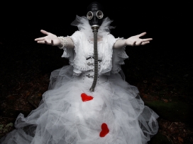 德国silent-order摄影师―“诡异”的新娘