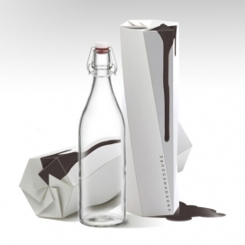扭腰的包装酒瓶-荷兰UnderPressure酒包装