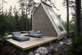 芬兰Robin Falck建筑师作品-俯瞰湖泊的微型舱