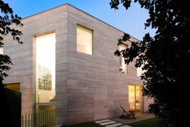 L0CR2房屋-葡萄牙ARQX Arquitectos建筑师作品