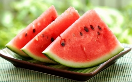 三块watermelon西瓜水果
