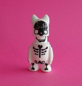 Wabba-塑料娃娃玩具-墨西哥Bugs and Plush设计师作品