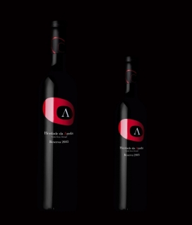 葡萄牙Herdade da Ajud黑色葡萄酒包装-强烈的色彩，新的顶级葡萄酒的形象