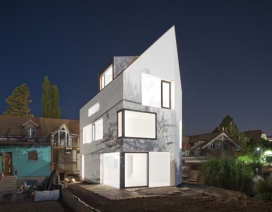 银杏三角墙的故居-瑞士on3建筑工作室作品