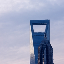 上海环球金融中心-美国纽约David Iwami Malott建筑摄影师作品-Moongate