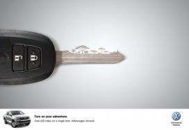 开启你的冒险-大众汽车车钥匙创意平面广告