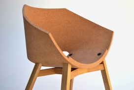 扁平材软木靠背椅-很像纸，折叠成一个三维的座位