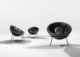 一个碗状的椅子-意大利家居设计品牌Arper出品-由已故的现代主义设计师丽娜博巴尔迪在1951（+幻灯片）设计了一款限量版的版本。座椅可在框架内被旋转，以便更挺拔，与宽松的靠垫结合来提高灵活性，面料采用黑色皮革和各种有色织物