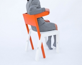 交叉色差功能踏脚凳椅子-可以变形转换成一个桌子，一个梯子，一个书桌，一个衣帽架