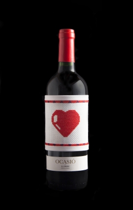 Ocasió爱心针织葡萄酒包装设计