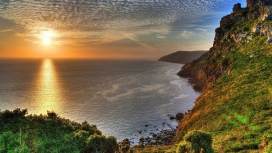 漂亮的日落海洋崖风景区