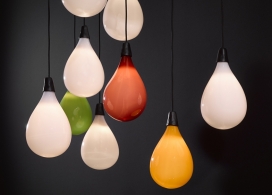 气球形Lasvit五彩吊灯-荷兰设计师Maarten Baas作品-采用手工吹制乳白色和彩色玻璃制成成看起来像气球的吊灯