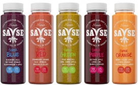 爱的味道-结合超级水果和蔬菜榨汁的五颜六色的Savse冰沙果汁饮料-给你100％天然成分美味