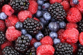 高清晰草莓桑葚蓝莓水果壁纸