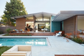 Los Altos Home-一个提供完美室内/室外加州生活的建筑