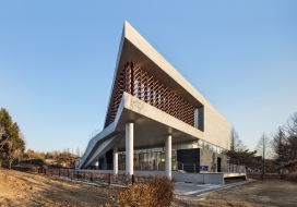 韩国1173平米的仁川木材博物馆