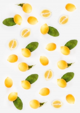 高清晰黄颜色柠檬与柠檬水果片