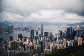 高山角度拍摄的香港港口