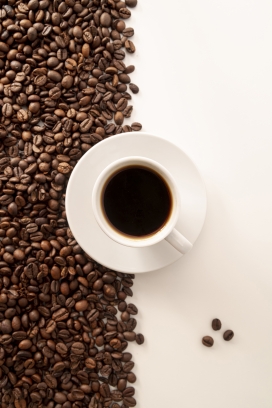 咖啡豆与咖啡饮料