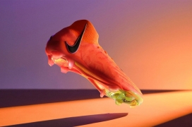 旨在减少女性运动员伤病的Nike Phantom Luna足球鞋