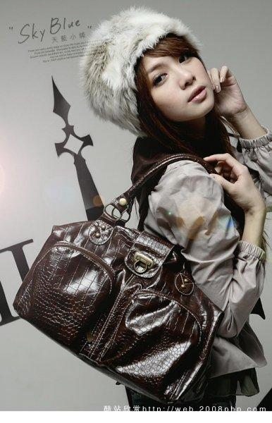 〓 韩国时尚女性毛衣帽子挎包皮包感觉服饰包