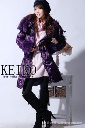 韩国09新款紫色兔毛领收腰长款外套
