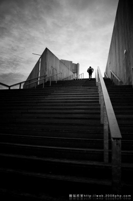 欧美黑色主题建筑楼梯景观摄影欣赏