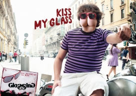 欧美Kiss My Glass超级创意墨镜遮阳镜宣传广告设计欣赏
