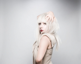法国Lady Gaga漂亮少女造型摄影