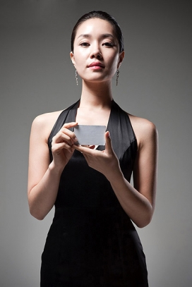 韩国穿黑色职业女性商务气质女人图片