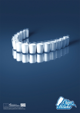 国外2010最新创意广告作品-牛奶VS防御细菌药膏广告