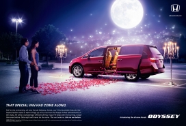 日本Honda本田商务SUV汽车平面广告