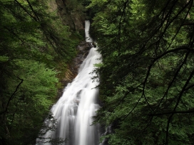 加拿大高清晰大自然风景之-瀑布欣赏