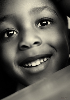 David Thomas-天真的儿童-英国摄影师Hegel Jorge黑白人像纪实作品