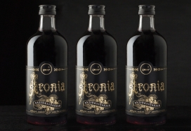 Aronia有机果汁饮料包装-挪威奥斯陆Torgeir Hjetland设计师作品