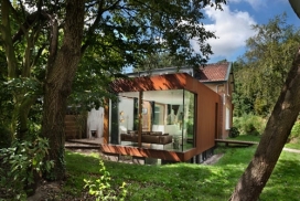 北荷兰小屋，在一个历史悠久的铁路上改造和扩建,灵感来自现代木香地形设计-Zecc建筑师作品