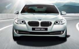 高清晰2013宝马BMW5系LI汽车壁纸