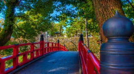 冈崎红色城桥