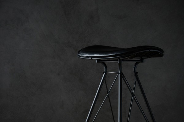自行车坐垫凳子设计-灵感来自传统的马鞍的制作