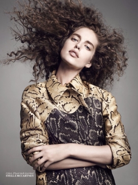 艾米丽-Vogue土耳其2014年1月-触摸感觉爆炸式发型时装秀