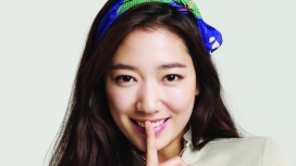 不能说的秘密-韩国女演员朴信惠壁纸