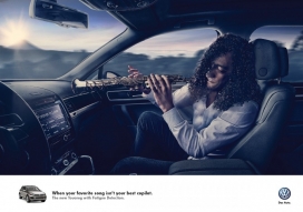 最喜欢的歌是你最好的副驾驶-大众汽车平面广告