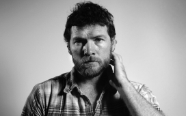澳大利亚男演员-萨姆・沃辛顿黑白写真壁纸